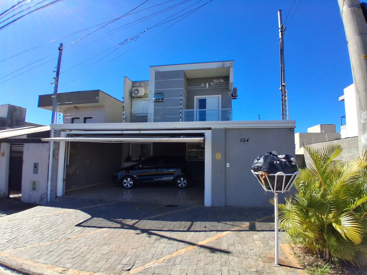 Casa à venda no Portal dos Ipês