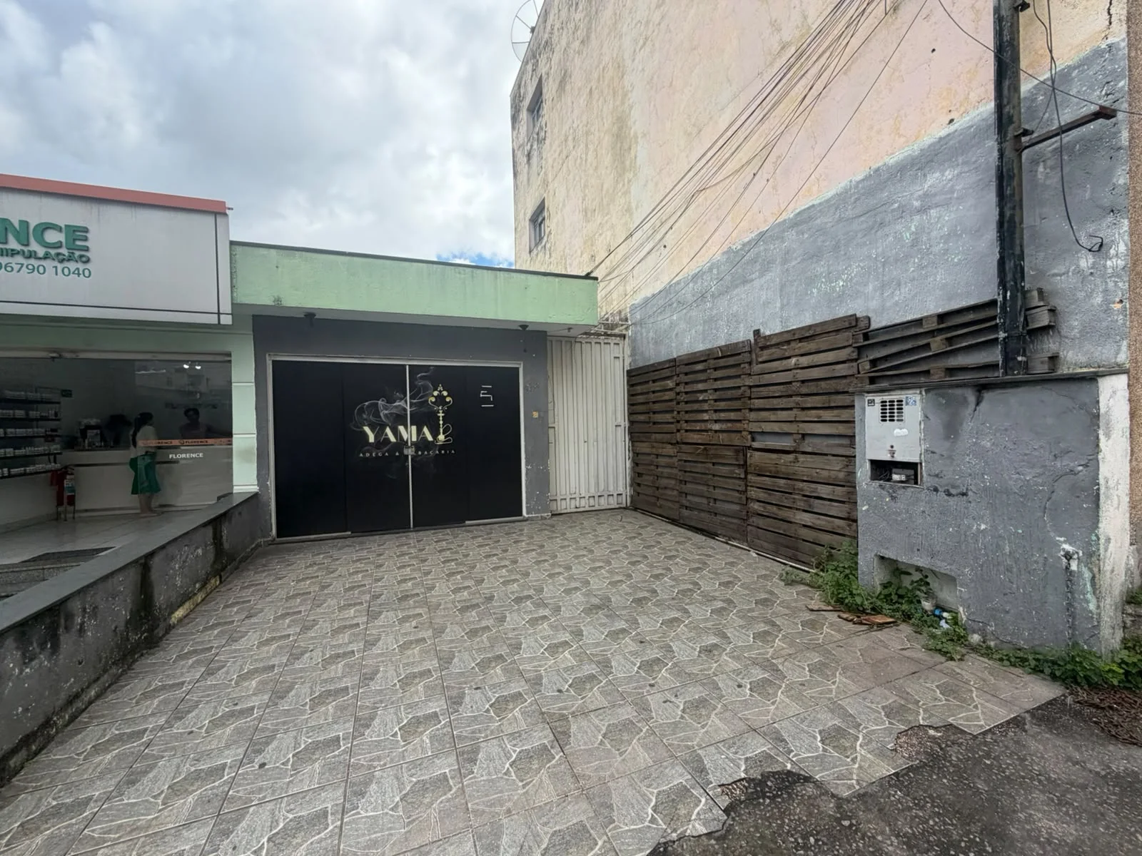 Salão à venda em Jordanésia