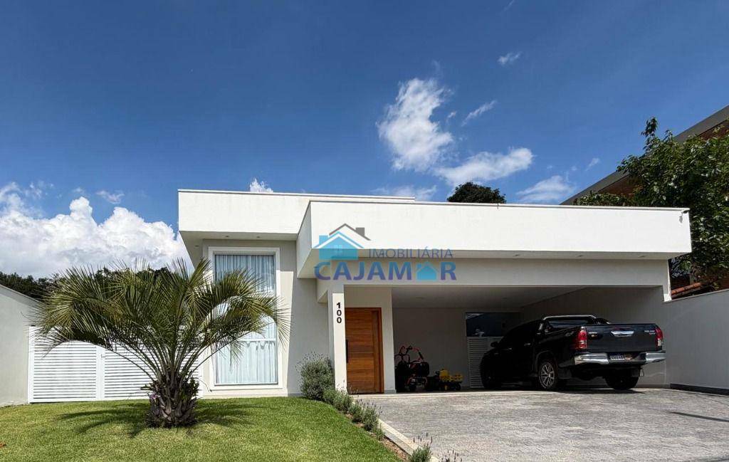 Casa com 3 dormitórios à venda, 231 m² por R$ 2.950.000 - Vargem Grande Paulista - Vargem Grande Paulista/SP