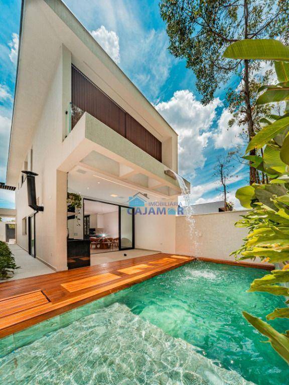 Casa com 3 dormitórios à venda, 155 m² por R$ 1.500.000 - Villas do Jaguari - Santana de Parnaíba/SP
