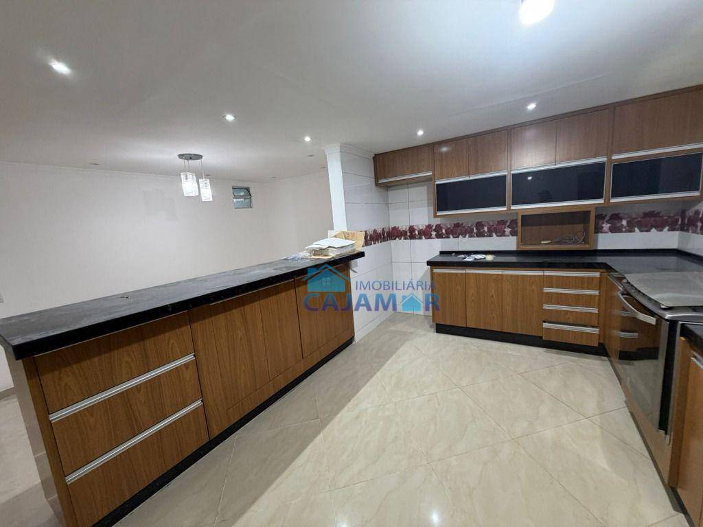 Casa com 3 dormitórios para alugar, 90 m² por R$ 5.000/mês - Altos de Jordanésia (Jordanésia) - Cajamar/SP