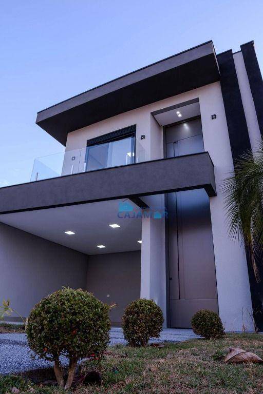 Casa com 4 dormitórios à venda, 297 m² por R$ 2.950.000 - Santana de Parnaíba - Santana de Parnaíba/SP