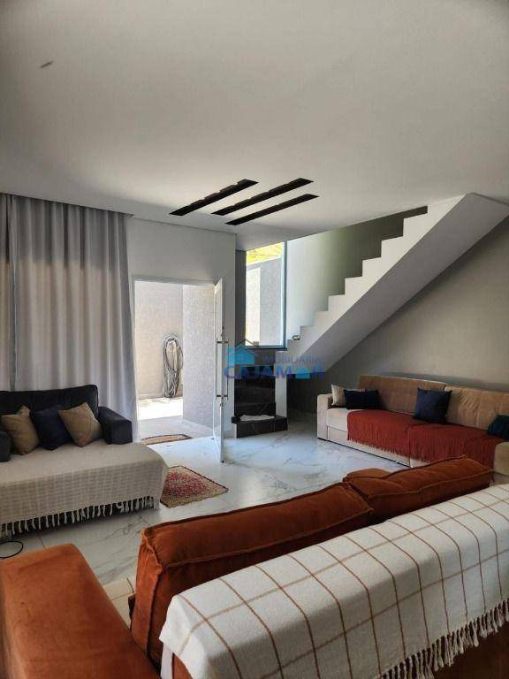 Casa com 5 dormitórios, 220 m² - venda por R$ 1.600.000 ou aluguel por R$ 9.000/mês - Portais (Polvilho) - Cajamar/SP
